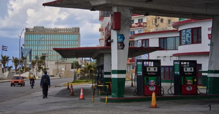 Mỹ trừng phạt công ty dầu khí Cuba