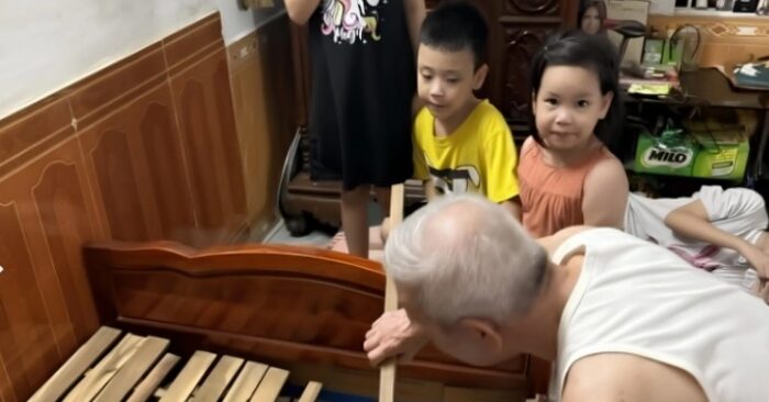Áp lực chăm sóc trẻ dịp hè