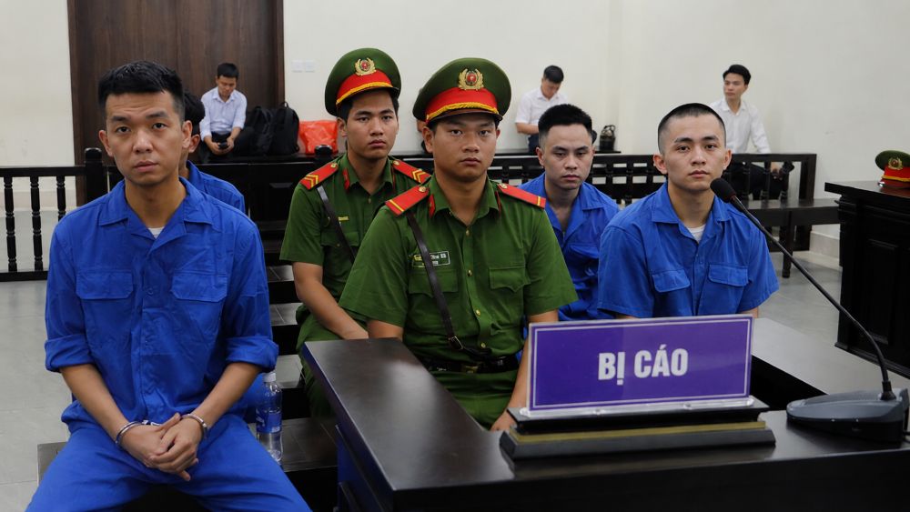 Thanh niên ở Hà Nội lĩnh 13 năm tù vì thuê 3 ô tô rồi đem bán, chiếm đoạt hơn 2,1 tỷ đồng, gây chấn động dư luận.