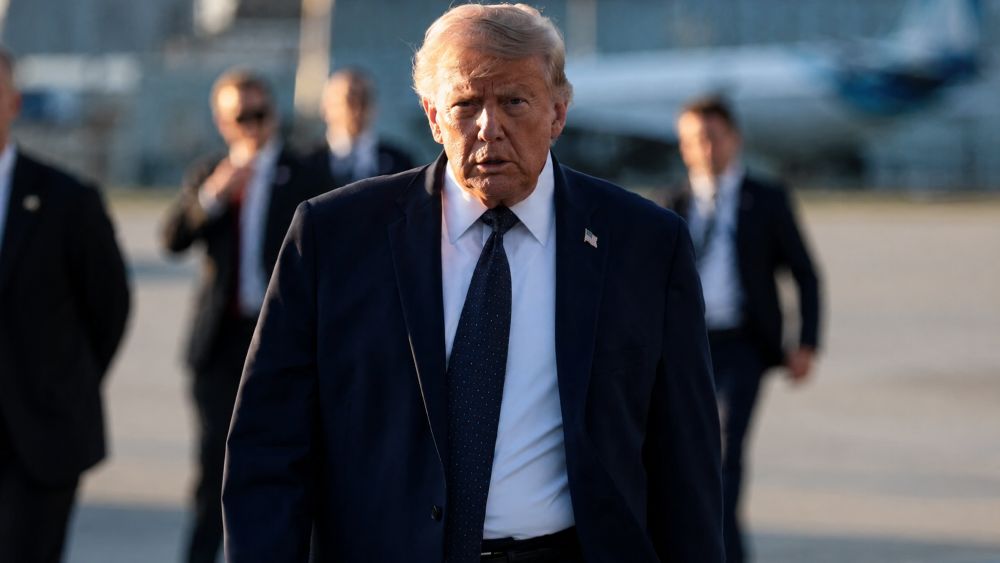 Phản ứng của Tổng thống Trump khi hoãn ký thỏa thuận phút chót với Iran, diễn biến đáng chú ý tác động tới quan hệ hai bên.