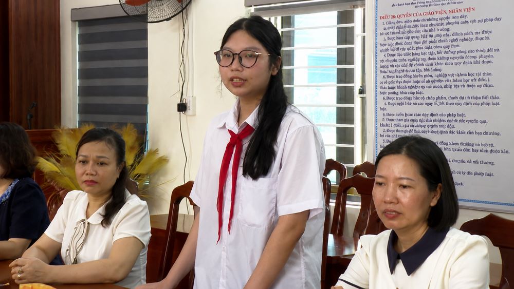 Lê Diễm My trở thành thủ khoa chuyên Toán Trường THPT Chuyên Thái Nguyên với điểm tuyệt đối Toán, Tiếng Anh, gây ấn tượng tại kỳ thi lớp 10 2026-2027.