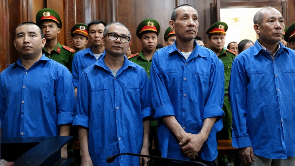 Trùm ma túy Phan Hữu Hiệu đang chờ thi hành án tử hình tiếp tục khai thêm hành vi phạm tội, hé lộ nhiều tình tiết mới của vụ án.