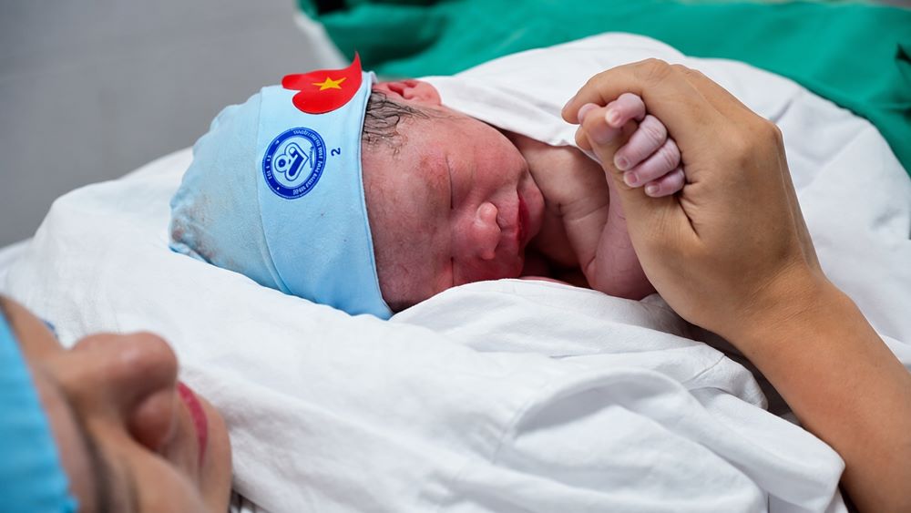 Chính sách y tế có hiệu lực từ 1/7 mang đến nhiều thay đổi về thai sản, dân số và chăm sóc sức khỏe cho người dân.