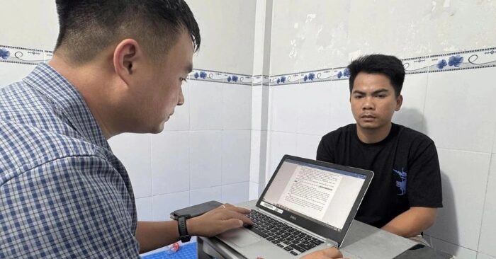 chế tạo trái phép vũ khí