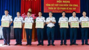 Đoàn Đặc nhiệm Phòng chống tội phạm ma túy số 1 phá 10 chuyên án, vụ án ma túy và biểu dương các tập thể, cá nhân có thành tích.