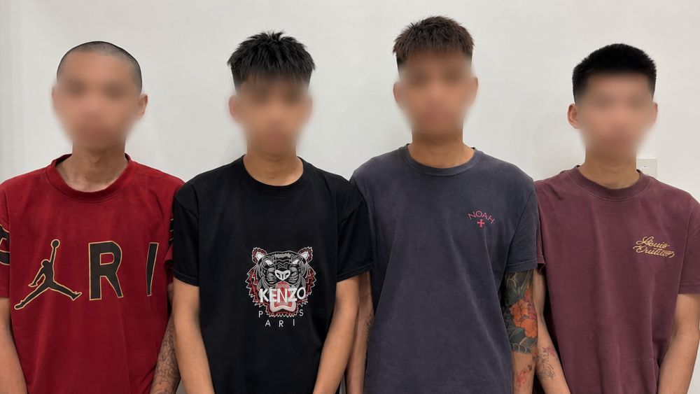 Công an Bắc Ninh điều tra vụ các đối tượng đeo mặt nạ, giả xin đi nhờ xe rồi cướp tài sản. Xem diễn biến vụ việc