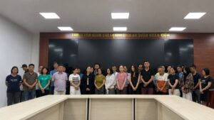 Cựu cán bộ Viện Pháp y tâm thần Trung ương bị cáo buộc tham gia "tiệc" ma túy ngoài biển cùng bệnh nhân, gây xôn xao dư luận.