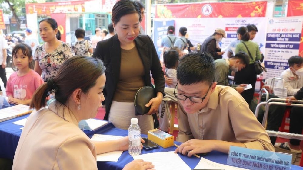  Nhu cầu tuyển dụng lớn giúp lao động thất nghiệp dễ dàng tìm việc mới. Xem ngay cơ hội việc làm hấp dẫn tại đây.