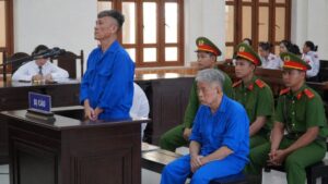 Nguyên lãnh đạo ngành giáo dục Bình Thuận cũ lĩnh 15 năm tù trong vụ AIC. Diễn biến phiên tòa và lời khai của các bị cáo.