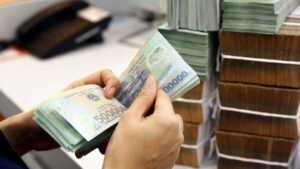 Tăng lương từ 1/7 với mức lương cơ sở 2,53 triệu đồng/tháng, tác động đến thu nhập và các chế độ của nhiều nhóm đối tượng.