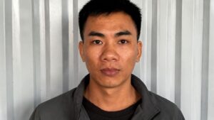 Bắt giữ Nguyễn Bá Kiên, đối tượng truy nã đặc biệt nguy hiểm sau 9 năm lẩn trốn. Diễn biến vụ việc và quá trình truy bắt.