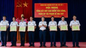 Đoàn Đặc nhiệm Phòng chống tội phạm ma túy số 1 phá 10 chuyên án, vụ án ma túy và biểu dương các tập thể, cá nhân có thành tích.