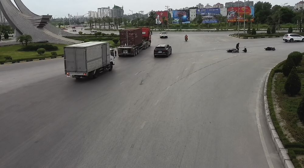 Tài xế bỏ mặc nạn nhân sau tai nạn giao thông bị lực lượng chức năng xác định sau hơn 10 giờ truy tìm. Đọc chi tiết vụ việc.