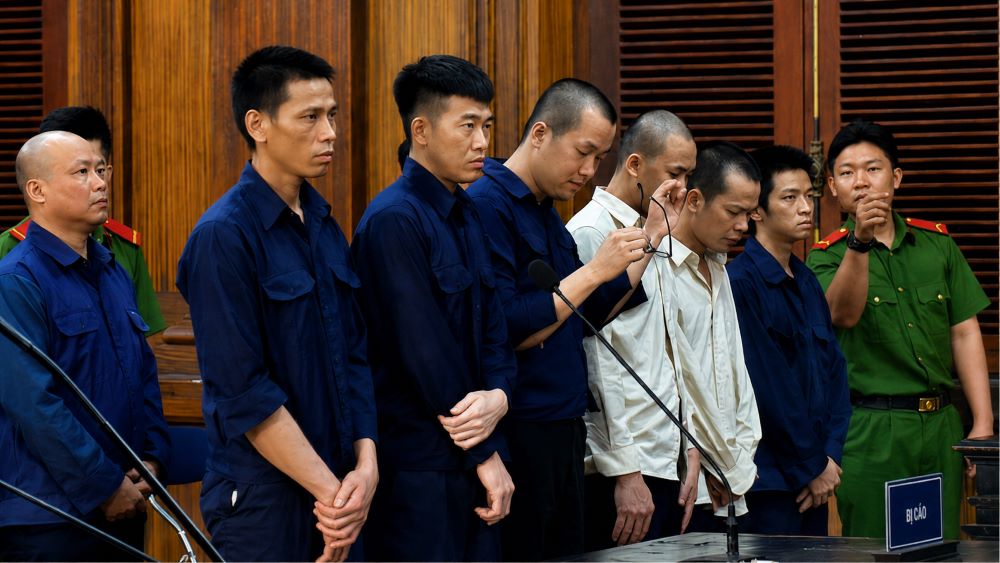 Lừa tìm việc làm, bán hai thiếu niên sang Campuchia: Thủ đoạn của đường dây mua bán người và diễn biến vụ án mới nhất.