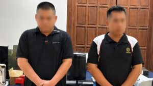 Triệt phá đường dây làm giấy tờ giả, bán bằng đại học giả chỉ từ 700.000 đồng. Hé lộ thủ đoạn tinh vi và diễn biến vụ án.