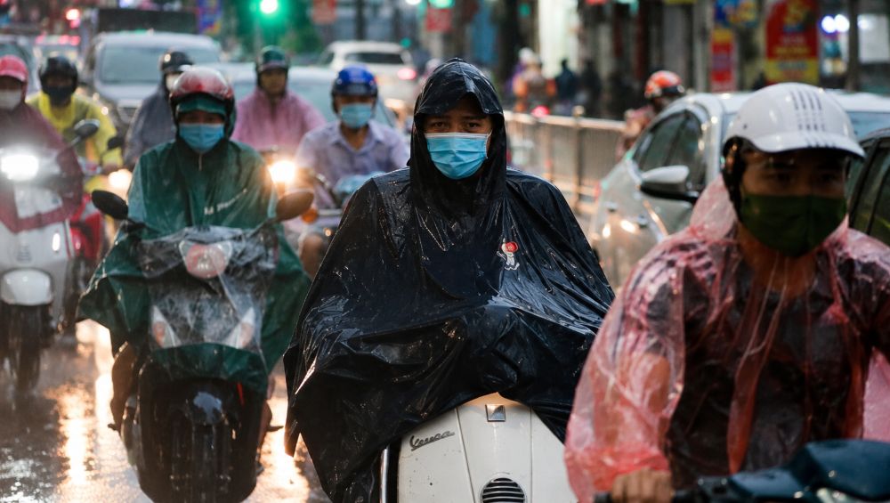 Thời tiết hôm nay 4-7: Bão số 1 vào vịnh Bắc Bộ, ven biển phía Bắc mưa lớn, có nơi tới 500mm. Cập nhật diễn biến mới nhất.