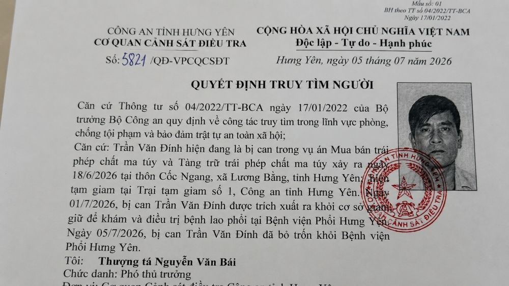Bị can vụ án ma túy trốn khỏi bệnh viện khi đang điều trị, Công an Hưng Yên phát thông báo truy tìm và kêu gọi người dân phối hợp.