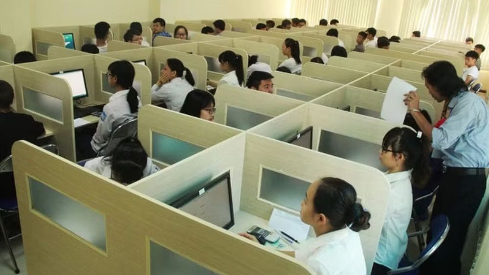 Kỳ thi tốt nghiệp THPT 2 trong 1 dần mất vai trò tuyển sinh khi nhiều trường đại học ưu tiên kỳ thi riêng và xét tuyển kết hợp.