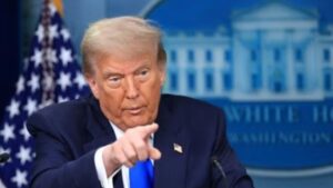 Tổng thống Trump tuyên bố Mỹ giáng đòn rất mạnh vào Iran trong đợt tấn công mới nhất, làm gia tăng căng thẳng khu vực