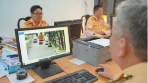 Theo dõi phạt nguội giúp người dân nắm quy trình xử lý vi phạm qua hình ảnh, tra cứu đúng cách và thực hiện nghĩa vụ theo quy định.