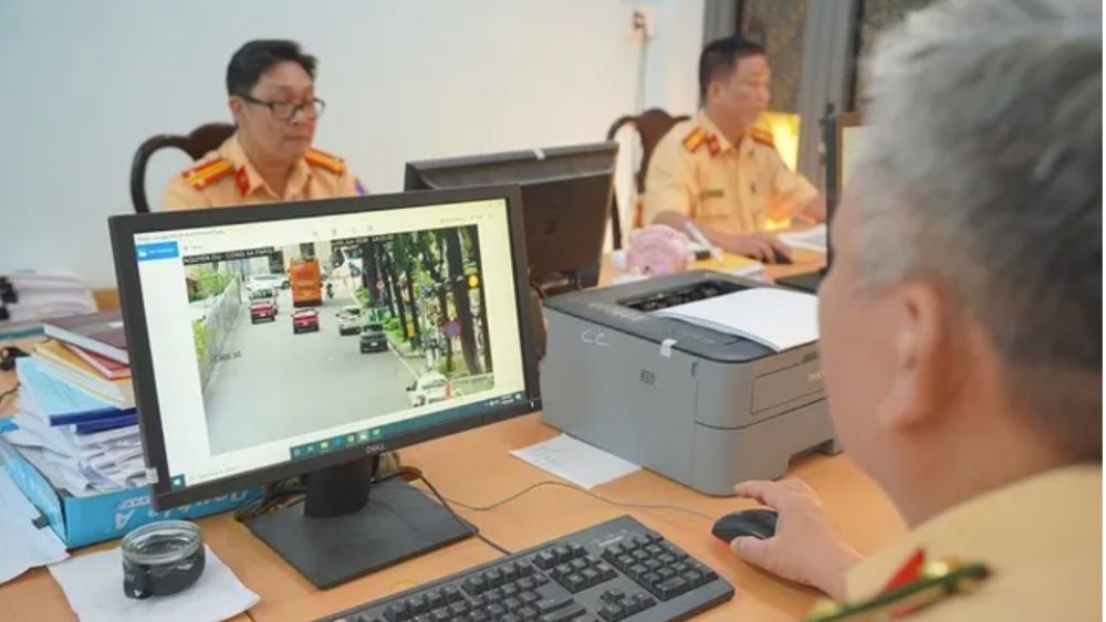 Theo dõi phạt nguội giúp người dân nắm quy trình xử lý vi phạm qua hình ảnh, tra cứu đúng cách và thực hiện nghĩa vụ theo quy định.
